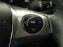 Ford Focus 1.6 EcoBoost Titanium | Stoelverwarming | Trekhaak | Xenon | Climate control | Park Assist | Bluetooth | Getint glas