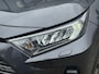 Toyota RAV4 2.5 Hybrid STYLE LEER STOEL/STUURVERW NAVI PARK-SENSOREN CAMERA APPLE/ANDROID EL-ACHTERKLEP CLIMA 18'' LM-VELGEN