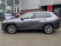 Toyota RAV4 2.5 Hybrid STYLE LEER STOEL/STUURVERW NAVI PARK-SENSOREN CAMERA APPLE/ANDROID EL-ACHTERKLEP CLIMA 18'' LM-VELGEN