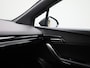 MG 4 MG4 64 kWh Luxury | LED Koplampen | Half Leder | Apple Carplay / Android Auto | Lichtmetalen Velgen | Privacy Glass |