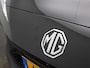 MG 4 MG4 64 kWh Luxury | LED Koplampen | Half Leder | Apple Carplay / Android Auto | Lichtmetalen Velgen | Privacy Glass |