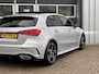 Mercedes-Benz A-klasse 180 Business Solution AMG | Pano | Sfeer | Stoel met geheugen | Camera |