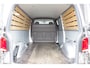 Volkswagen Transporter 2.0 TDI L2 BULLI, 150PK AUT. GLASSLOOK, LED, TREKHAAK, VIRTUAL, ADAPT. CRUISE, NAVI, AIRCO, PARKEERSENSOREN, CARPLAY, NL AUTO, NAP