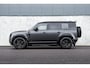 Land Rover Defender V8 | Urban XRS 1/25 | Pano | Elektrische stoelen | 23 inch velgen | Stuurverwarming | 360 camera |