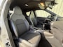 Nissan Juke 1.0 DIG-T N-Design / Navigatie / Achteruitrijcamera / 19" Lichtmetalen velgen / LED / Keyless /