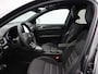 Renault Arkana E-Tech hybrid 145 E-Tech engineered | NL-auto | Panoramadak | Leder | Elektrisch verstelbare stoelen | 9,3 inch | Stoel en stuur verwarming |