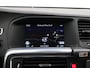 Volvo V60 2.4 D6 TWIN ENGINE *EURO 6* 285 PK + SCHUIFDAK | LEDER | STOELVERW.