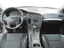 Volvo V70 2.4 AUTOMAAT ZEER NETJES DEALEROND NL-AUTO