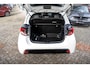 Toyota Yaris 1.5 Full Hybrid Dynamic Automaat | Panoramadak | Climate control | Adaptieve cruise control | Achteruitrijcamera | licht en regensensor