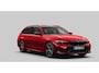 BMW 3-Serie Touring 330e M Sport Pro  - Trekhaak - Panoramadak - Elektrisch verstelbare/verwarmde stoelen - Driving Assistant Professional - Harman Kardon - Getinte Ruiten - Comfort Access - Stuurwielrand verwarmd -