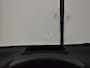 Toyota Yaris 1.5 Hybrid Bi-Tone | Parkeersensoren V+A | BLS | HUD | Navigatie
