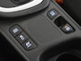 Toyota Yaris 1.5 Hybrid Bi-Tone | Parkeersensoren V+A | BLS | HUD | Navigatie