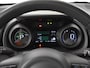 Toyota Yaris 1.5 Hybrid Bi-Tone | Parkeersensoren V+A | BLS | HUD | Navigatie