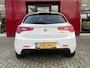Alfa Romeo Giulietta 1.4 Turbo Sport | 18" Velgen | Carbon kit