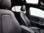 Mercedes-Benz A-klasse 180 Business Solution Luxury | Panoramadak | Achteruitrijcamera | Lederen Bekleding | Sfeerverlichting | Lichtmetalen Velgen |