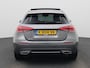 Mercedes-Benz A-klasse 180 Business Solution Luxury | Panoramadak | Achteruitrijcamera | Lederen Bekleding | Sfeerverlichting | Lichtmetalen Velgen |