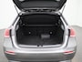 Mercedes-Benz A-klasse 180 Business Solution Luxury | Panoramadak | Achteruitrijcamera | Lederen Bekleding | Sfeerverlichting | Lichtmetalen Velgen |
