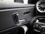 Mercedes-Benz A-klasse 180 Business Solution Luxury | Panoramadak | Achteruitrijcamera | Lederen Bekleding | Sfeerverlichting | Lichtmetalen Velgen |