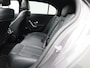 Mercedes-Benz A-klasse 180 Business Solution Luxury | Panoramadak | Achteruitrijcamera | Lederen Bekleding | Sfeerverlichting | Lichtmetalen Velgen |