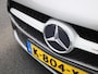 Mercedes-Benz A-klasse 180 Business Solution Luxury | Panoramadak | Achteruitrijcamera | Lederen Bekleding | Sfeerverlichting | Lichtmetalen Velgen |