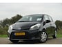 Toyota Yaris 1.5 Full Hybrid Aspiration | Night Sky Black | Camera/Clima-AC/Bluetooth/Dealeronderhouden!