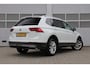 Volkswagen Tiguan Allspace 1.5 TSI 150pk DSG Highline | Trekhaak | LED Plus | Navigatie | Apple Carplay/Android Auto | Stoelverwarming |