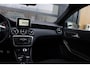 Mercedes-Benz A-klasse 180 Prestige | AMG Pakket | Navi | Airco | Half Leder | LM Velgen