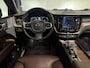 Volvo XC60 2.0 T8 Plug-in hybrid AWD Inscription Aut. | panorama | trekhaak | luchtvering | pilot-assist |