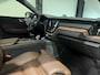 Volvo XC60 2.0 T8 Plug-in hybrid AWD Inscription Aut. | panorama | trekhaak | luchtvering | pilot-assist |