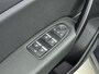 Renault Captur 1.3 TCe 130Pk Intens Automaat | Navigatie | Climate Control | Cruise Control | Apple Carplay/Android Auto | Licht-en Regensensor | Keyless Entry & Start | Lichtmetalen Velgen | Parkeersensoren |