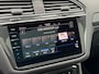 Volkswagen Tiguan 1.4 TSI eHybrid R-LINE Black Style Panodak Head-Up Leer
