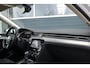 Volkswagen Passat Variant 1.5 TSI R-line | Camera | Virtual cockpit | Adaptive Cruise