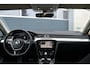 Volkswagen Passat Variant 1.5 TSI R-line | Camera | Virtual cockpit | Adaptive Cruise