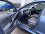 Kia Niro 1.6 GDi Hybrid DynamicLine Trekhaak 13-polig, adaptieve cruise control, achteruitrij camera, parkeersensoren v&a, navigatie Apple CarPlay/Android Auto, keyless