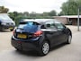 Peugeot 208 1.2 PURET. BLUE LION