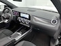 Mercedes-Benz GLA 180 Business Solution AMG | Trekhaak | Advanced Sound System | Multibeam LED | Panoramaschuifdak | Smartphone integratie | EASY PACK achterklep | Keyless-Go comfortpakket |