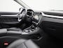 MG ZS MG EV Luxury 45 kWh | Panorama Dak | Adaptieve Cruise Controle | Achteruitrij Camera | Apple Carplay / Android Auto |