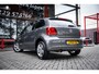 Volkswagen Polo 1.2 TSI Highline | Cruise control | Stoelverwarming | Parkeer hulp | Airco | Navigatie |