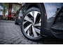 Volkswagen ID.4 First 77 kWh | Stoelverwarming | Adaptieve cruise control | Camera | DAB | Lane assist |