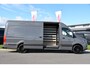 Mercedes-Benz Sprinter 319 V6 3.0 CDI L3H2 PB Edition Full Options! Adaptieve Cruise, 360 Camera, 10,5'' Mbux, Luchtvering, LED, 3500kg Trekhaak, Automaat, Stoelverwarming, Sensoren, Uniek!
