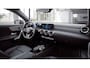 Mercedes-Benz A-klasse 180 Business Solution Luxury | Panoramadak | Memory | Multibeam | Keyless | Distronic |