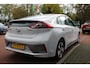 Hyundai Ioniq EV *Comfort* | SOH 99.9% | Carplay | Adaptive Cruise & Climate Control | Camera | PDC | Navigatie | Bluetooth |