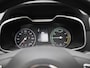 MG ZS EV Luxury 45 kWh | Automaat | Panoramadak | Leder | Navigatie | Airco | Achteruitrijcamera | Apple Carplay / Android Auto | Stoelverwarming | Lichtmetalen Velgen |