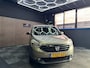 Dacia Lodgy 1.2 TCe Prestige 5p. Airco navi Cruise trekhaak bluetooth Zeer mooie auto!!