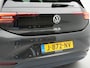 Volkswagen ID.3 First Plus 58 kWh | Apple Carplay | Navigatie | Parkeersensoren voor en achter | Spraakbediening | Achteruitrij camera | Stoelverwarming voor |