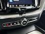 Volvo XC60 T8 Plug-in hybrid AWD Inscription | Panoramadak | Parkeercamera | Harman Kardon | Trekhaak