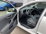 Kia Niro 1.6 GDi Hybrid DynamicLine Trekhaak 13-polig, parkeersensoren v&a, navigatie Apple CarPlay/Android Auto, keyless, achteruitrij camera