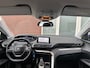 Peugeot 3008 1.2 PureTech Allure / Navi / PDC / Carplay / DAB