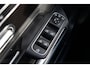 Mercedes-Benz B-klasse 180 Premium Plus AMG-Line I Panoramadak I Trekhaak I 360 Camera I Burmester I Sfeerverlichting I Led