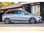 Mercedes-Benz B-klasse 180 Premium Plus AMG-Line I Panoramadak I Trekhaak I 360 Camera I Burmester I Sfeerverlichting I Led